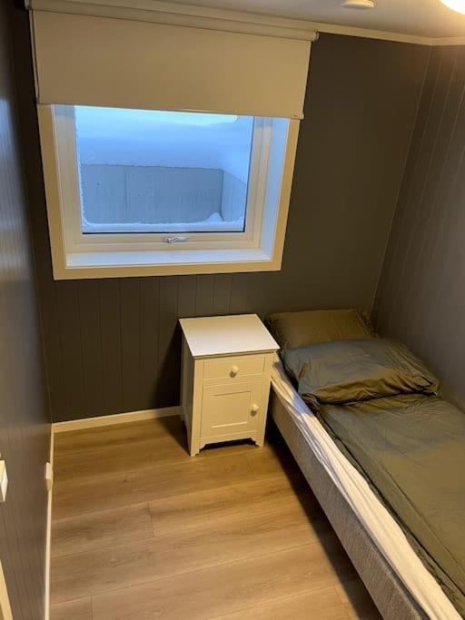 Lofoten - New Apartment, Close To Airport. Лекнес Экстерьер фото